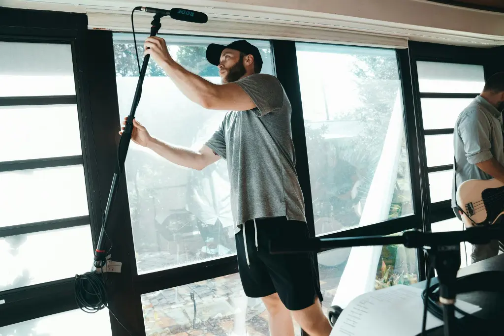 commercial-cleaning-service-dubai-2.webp